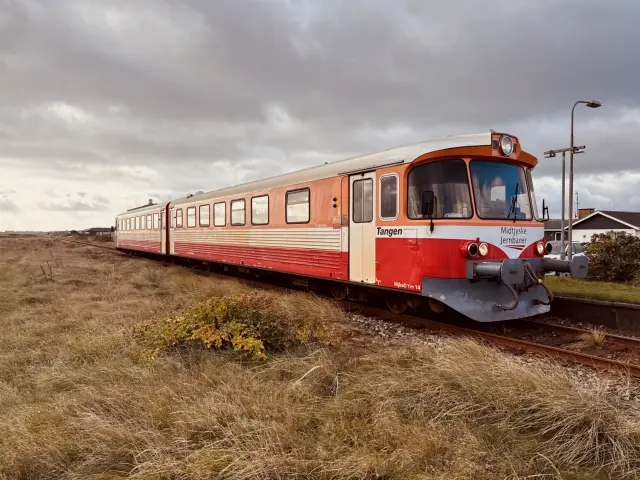 Billede af MjbaD YM 14, tidligere VLTJ YM 14 fotograferet ud for Vrist Station.