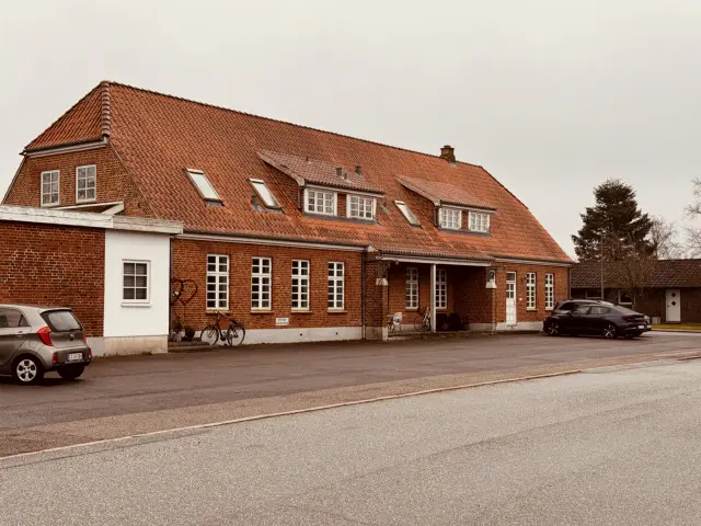 Billede af Holstebro Sydbanegård.