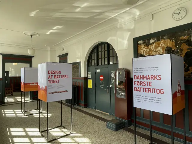 Billede af ventesalen på Lemvig Station.