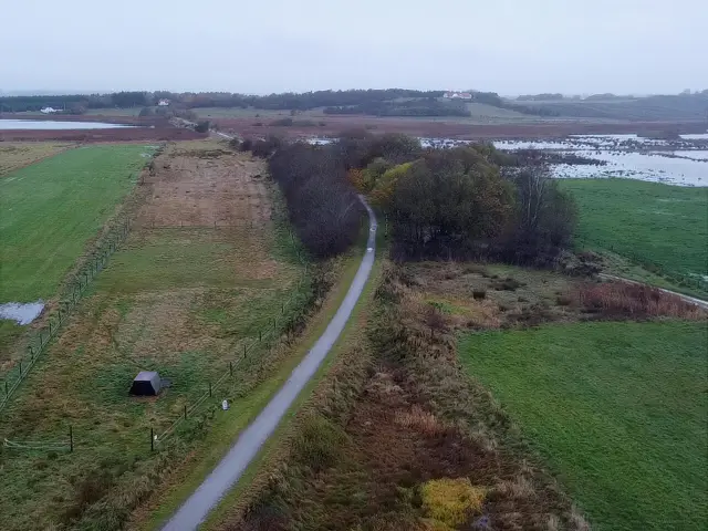 Billede fra det nedlagte Kølsen Billetsalgssted.