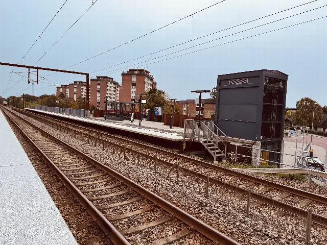 Billede af Jerne Station.
