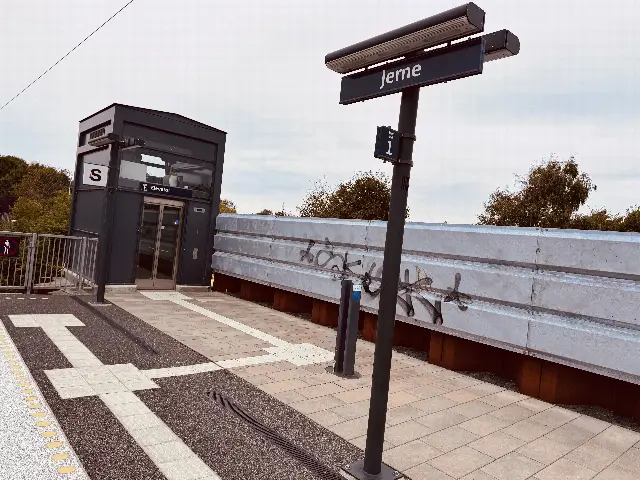 Billede af Jerne Station.
